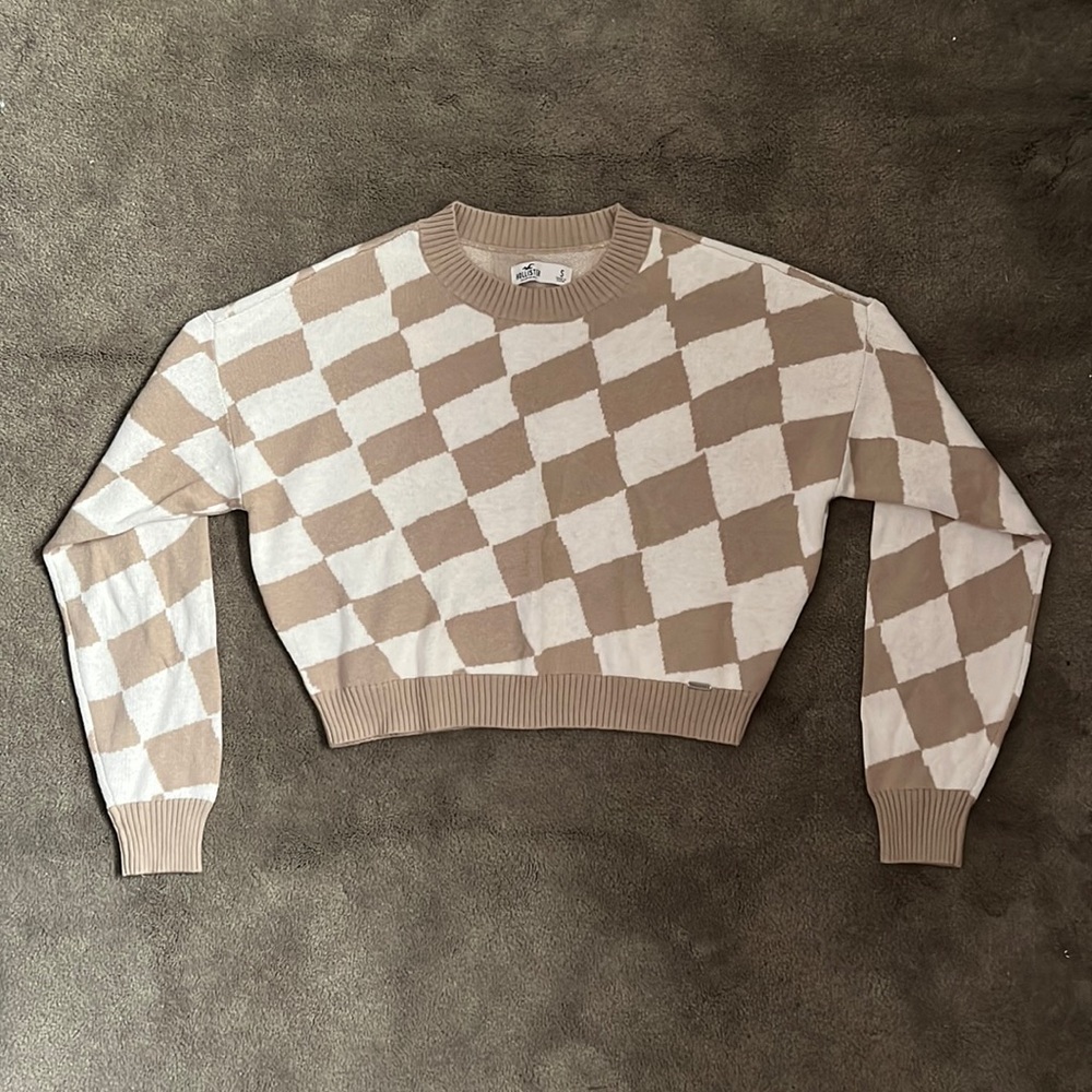 Hollister Tan and White Checkered Sweater never worn